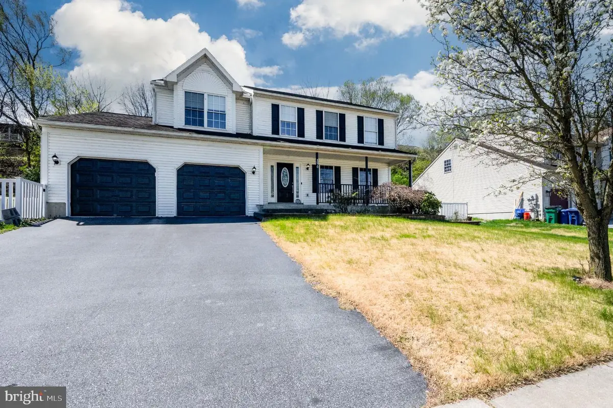 4870 Dunham Dr, Reading, PA 19606 - #1