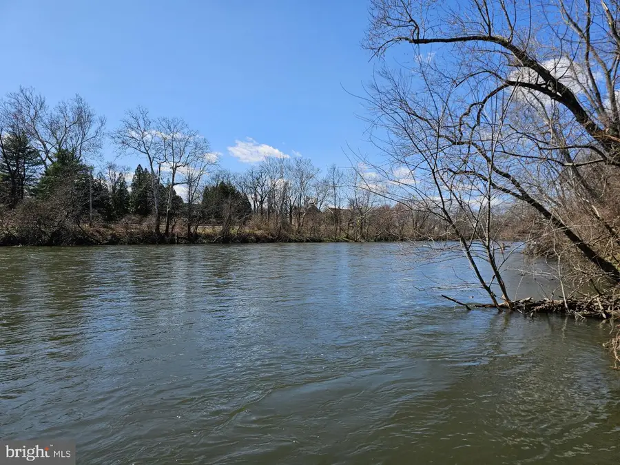 244 E Old Philadelphia Pike, Douglassville, PA 19518 - #3