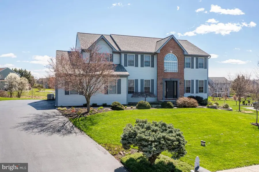 110 Orchard View Dr, Douglassville, PA 19518 - #3