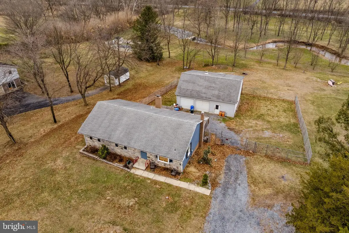 89 Cross Key Rd, Bernville, PA 19506 - #1