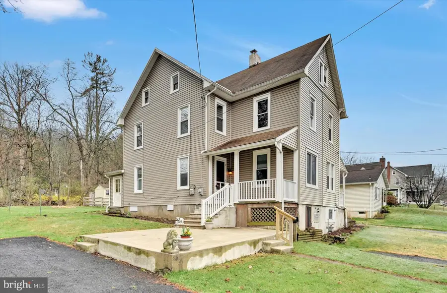 30 W Fairview St, Mohnton, PA 19540 - #2