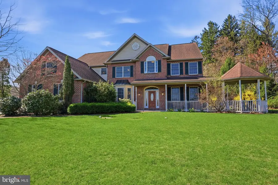 5 Glen Hollow Ct, Reading, PA 19607 - #2