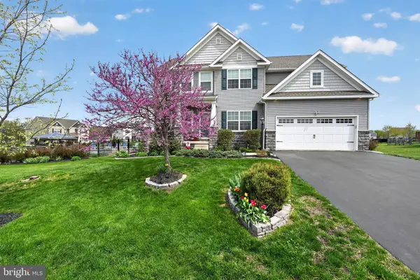 34 Furlong Rd, DOUGLASSVILLE, PA 19518