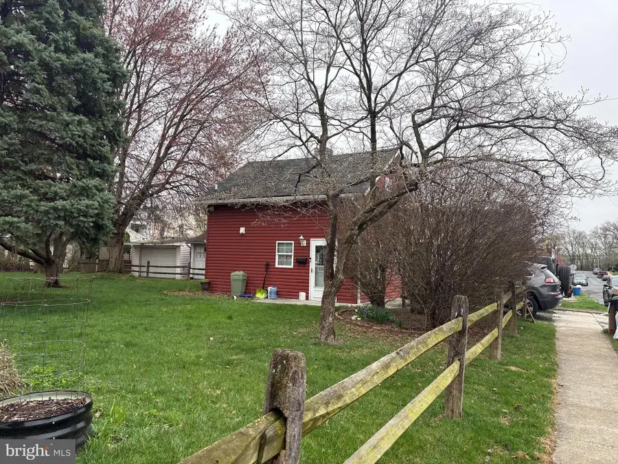 120 Mayberry Ave, Reading, PA 19605 - #3