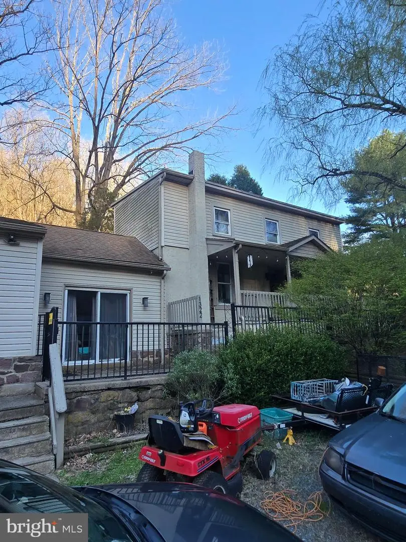 1322 Green Hills Rd, Birdsboro, PA 19508 - #1