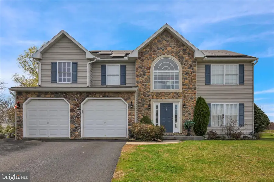 356 Luisa Ct, Shoemakersville, PA 19555 - #2