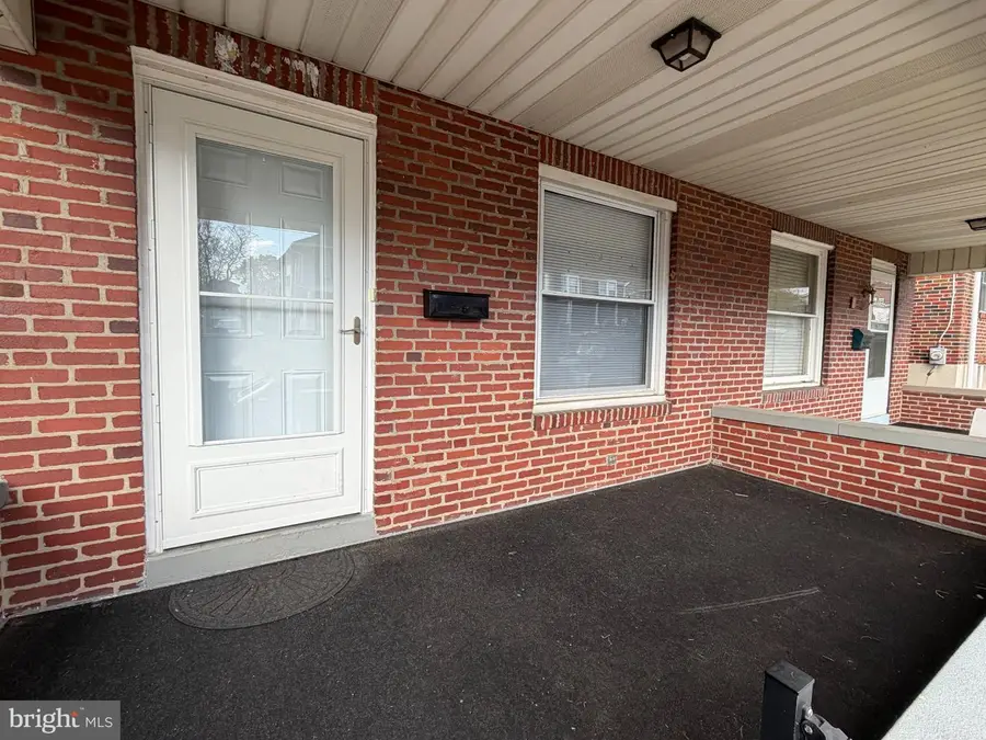 117 Arlington St, Reading, PA 19611 - #3