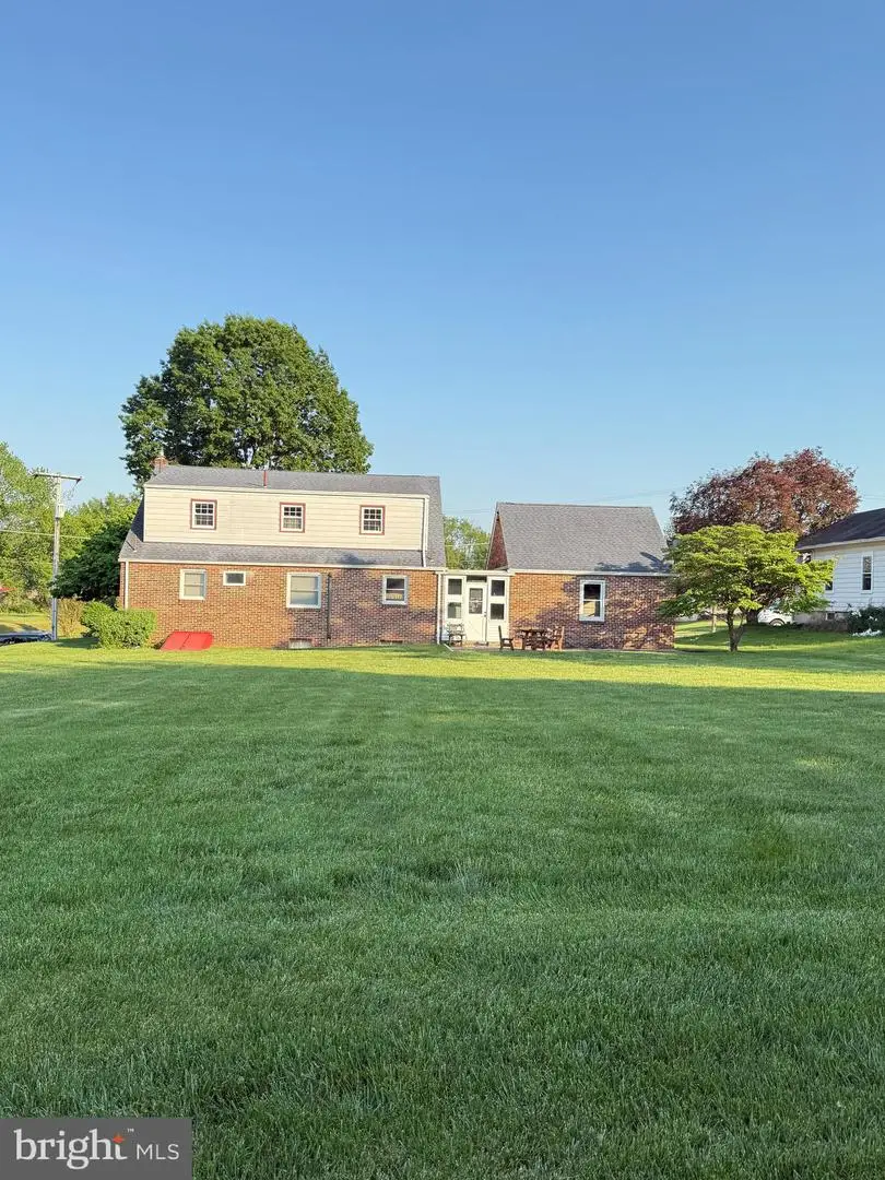 1405 Meade St, Reading, PA 19607 - #2