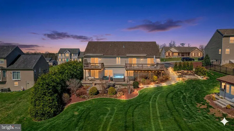 216 Pleasant View Dr, Douglassville, PA 19518 - #2