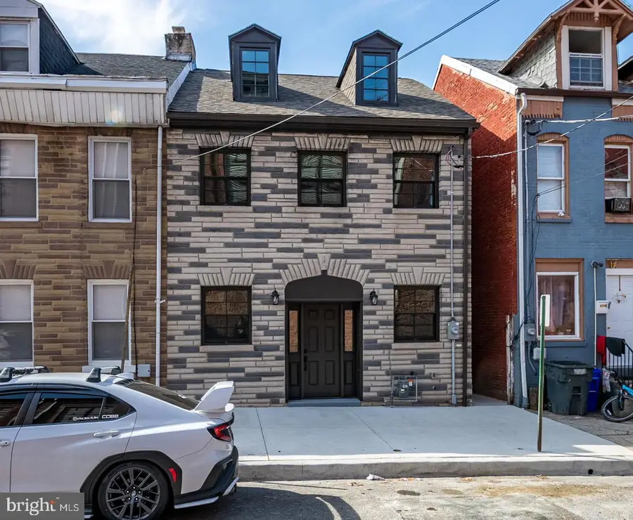 626 & 626r Spruce St, Reading, PA 19602 - #2
