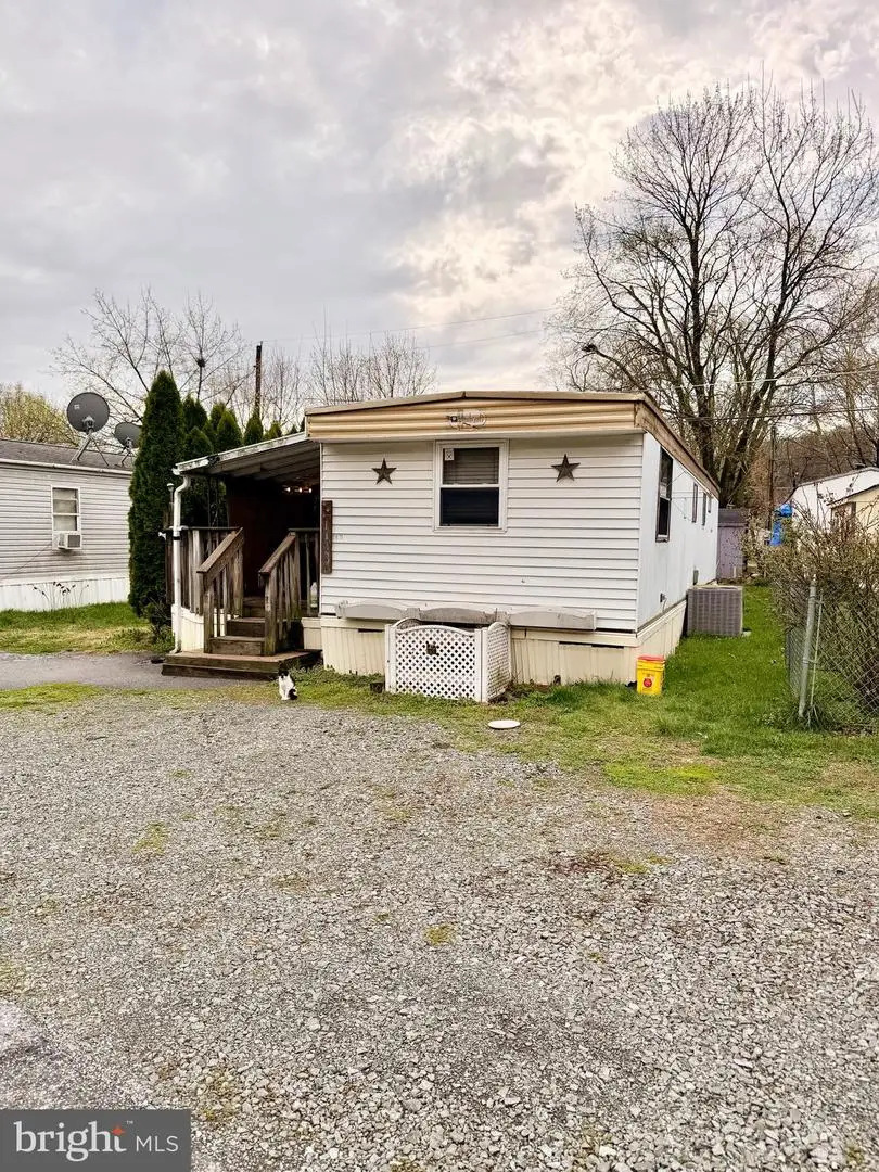 1113 Hollywood Dr, Reading, PA 19606 - #2