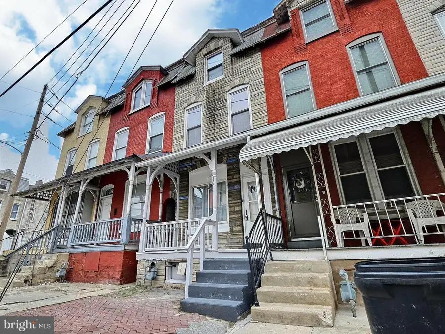 767 N 8th St, Reading, PA 19604 - #2