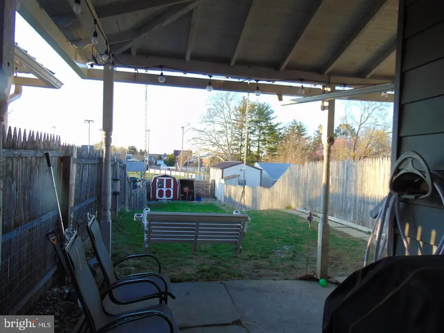 21 W Smith St, Topton, PA 19562 - #3