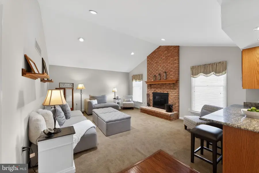 401 Russell Ave, Douglassville, PA 19518 - #3