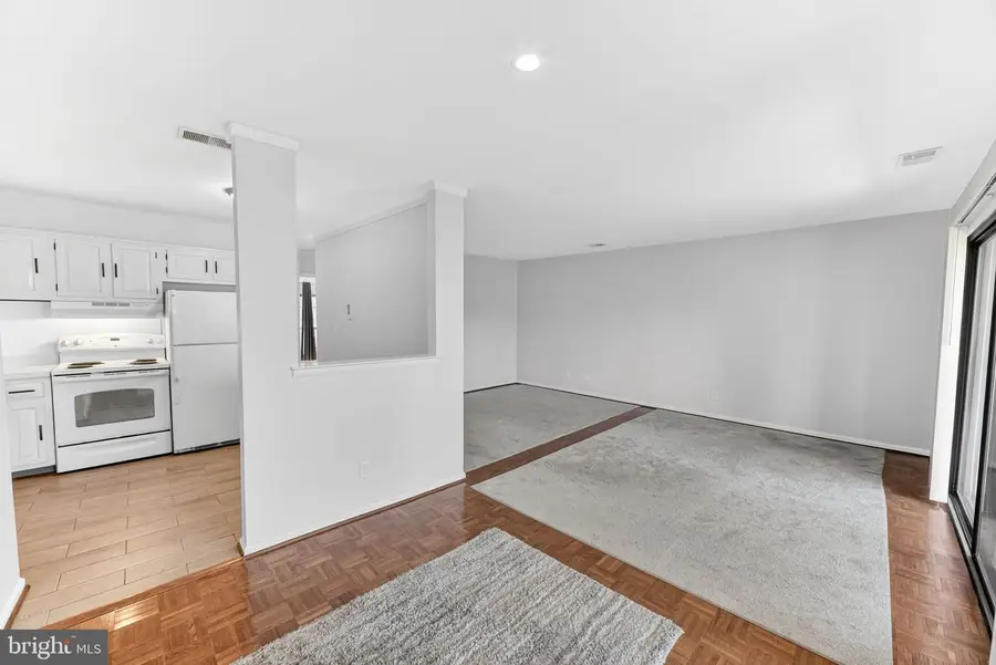 12-c Fairway Rd, Reading, PA 19607 - #3