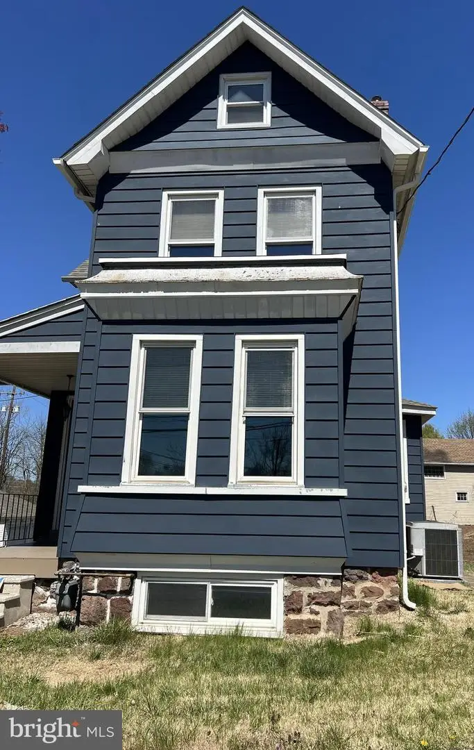 803 E Main St, Birdsboro, PA 19508 - #1