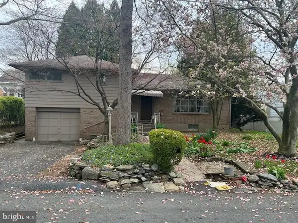 29 Keppel Ave, READING, PA 19609