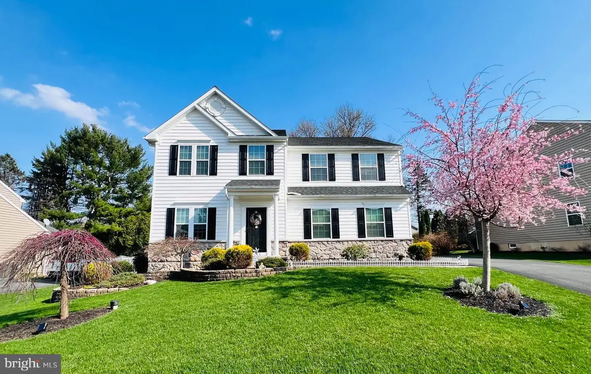 1668 E Thistle Dr, Reading, PA 19610 - #1