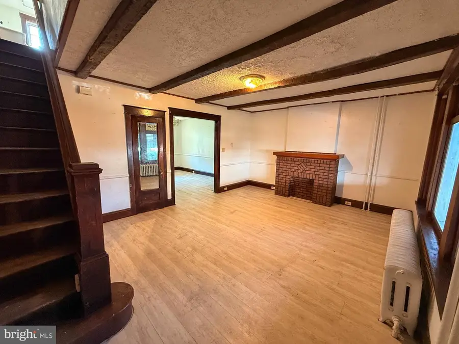 815 N 12th St, Reading, PA 19604 - #3