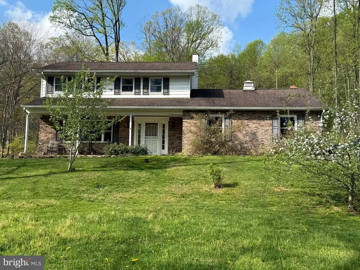342 Preston Rd, Wernersville, PA 19565 - #1