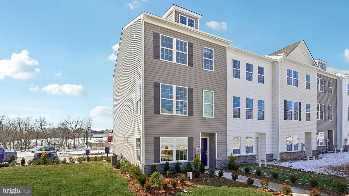 560 Swamp Creek Rd, Bechtelsville, PA 19505 - #1