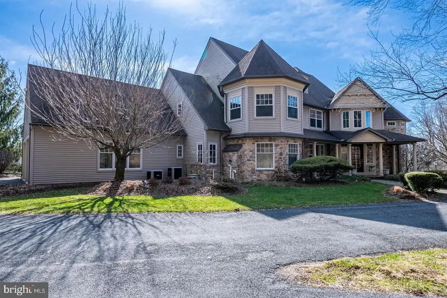 234 Miller Rd, Sinking Spring, PA 19608 - #2