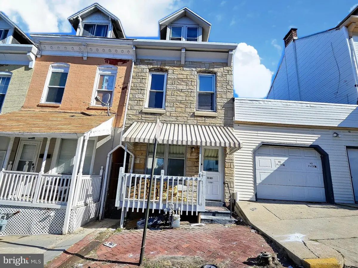 1249 Greenwich St, Reading, PA 19604 - #1