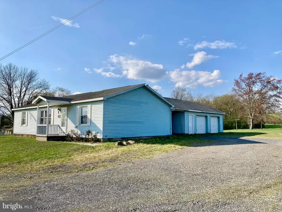 444 Dreibelbis Mill Rd, Shoemakersville, PA 19555 - #2