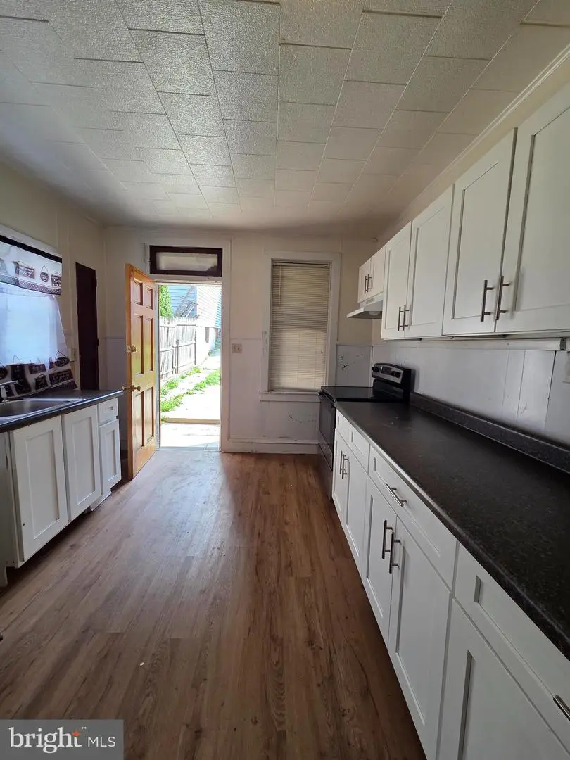 1712 Perkiomen Ave, Reading, PA 19602 - #3