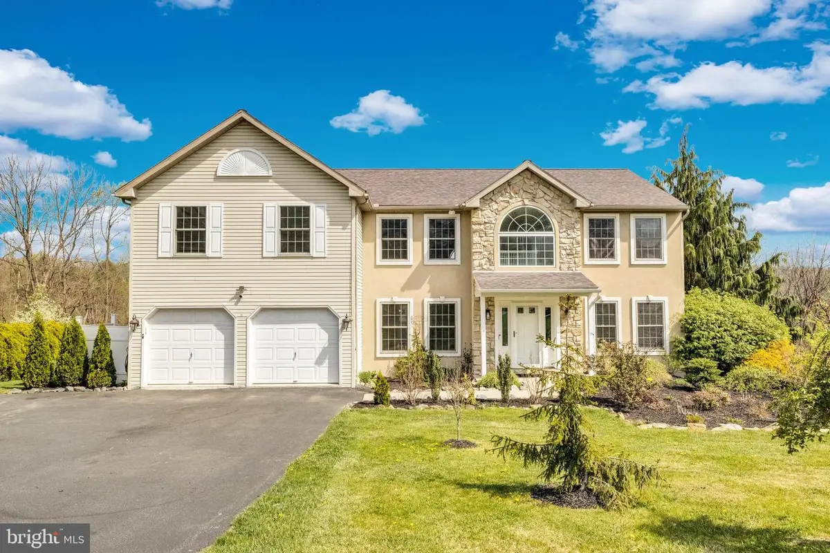 18 Ridge Crest Dr, Fleetwood, PA 19522 - #1