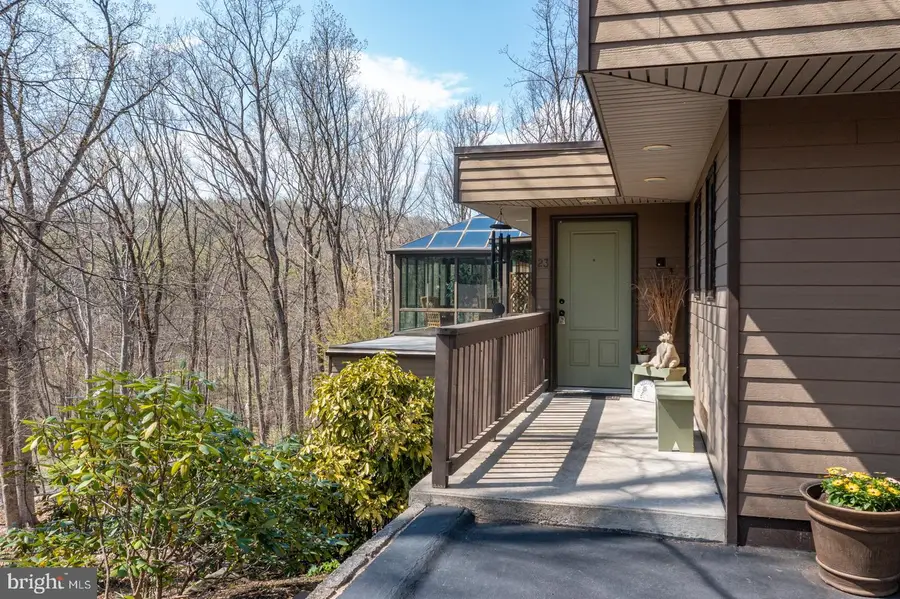 23 Drumheller Dr, Reading, PA 19606 - #3