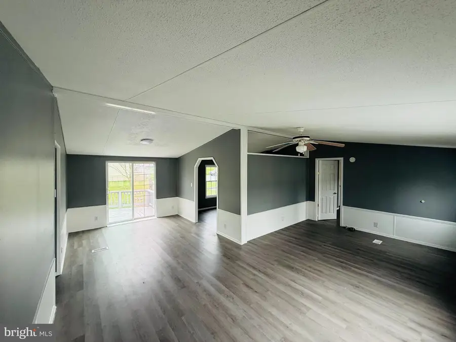 107 White Pine Ave, Hamburg, PA 19526 - #2