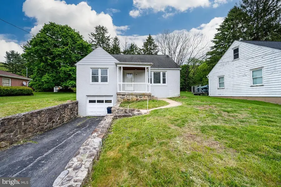 1034 Butter Ln, Reading, PA 19606 - #2