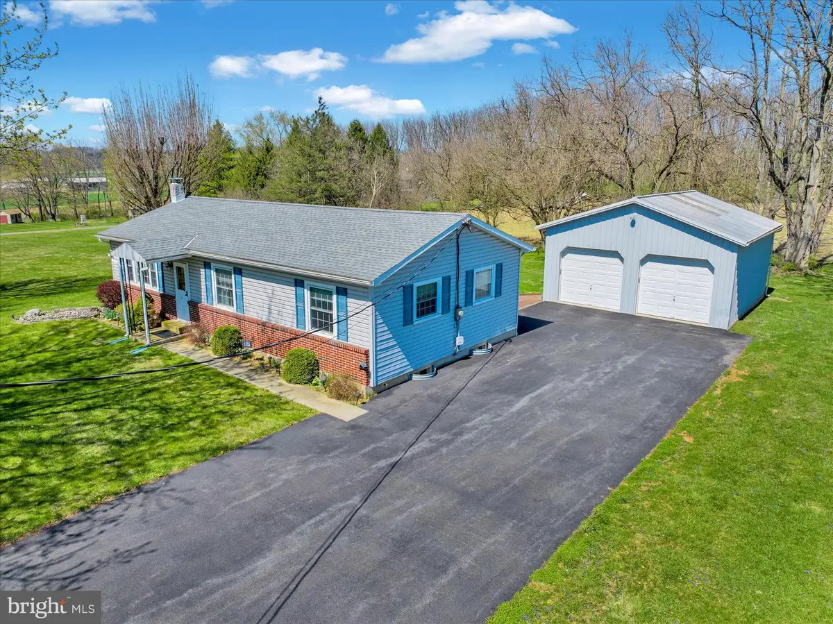 17 Richmaiden Rd, Fleetwood, PA 19522 - #1