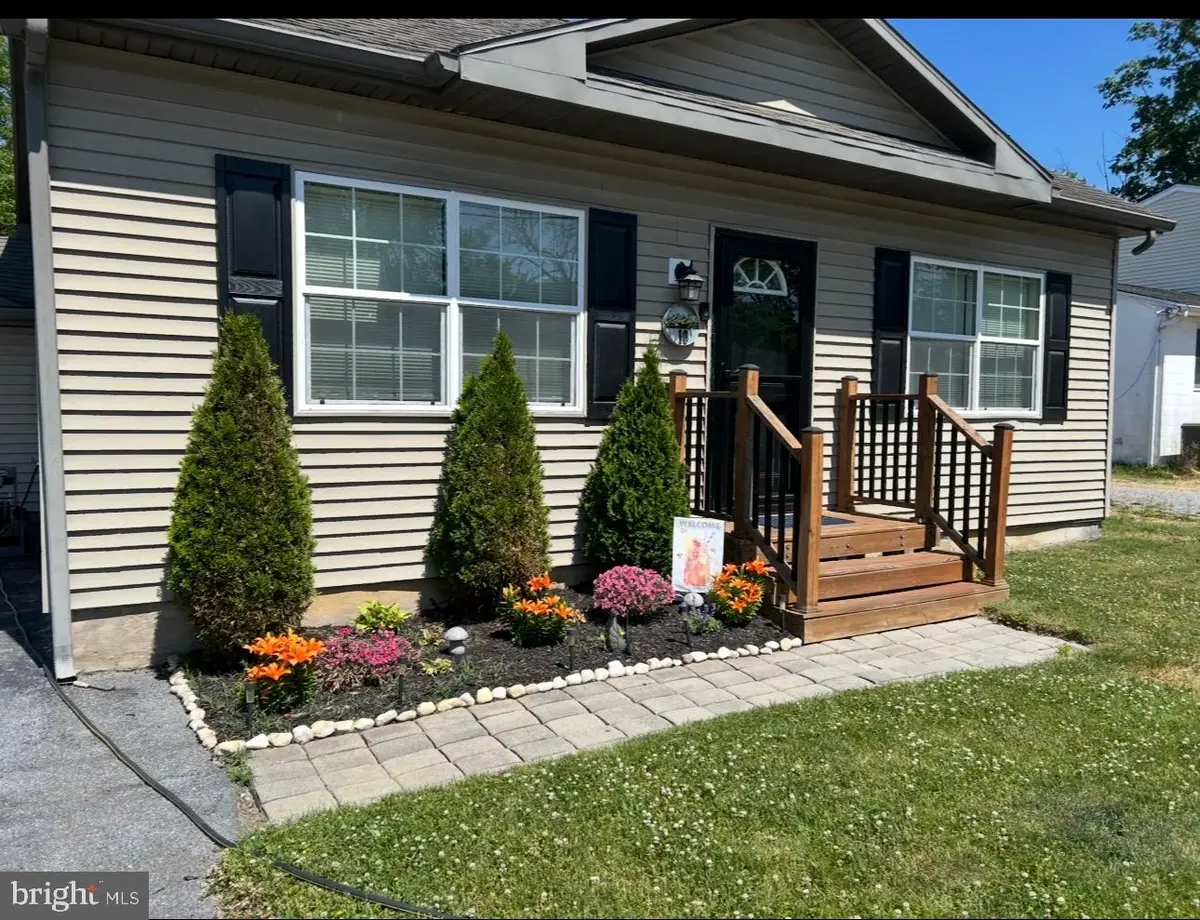 10 School Ln, Reading, PA 19606 - #1