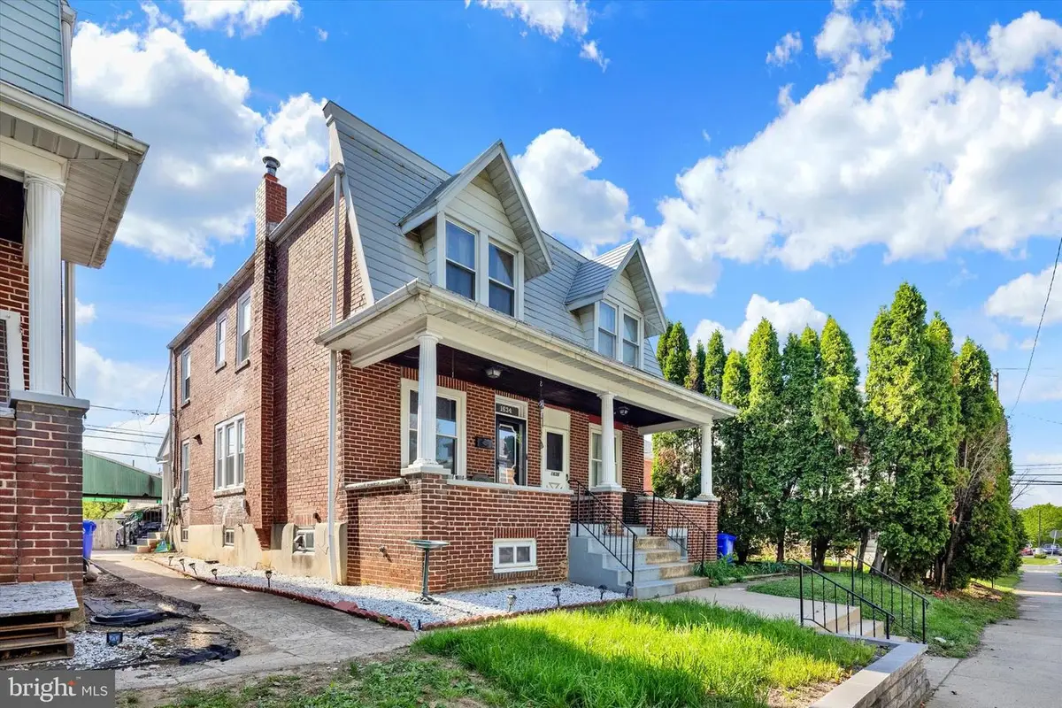 1634 Locust St, Reading, PA 19604 - #1