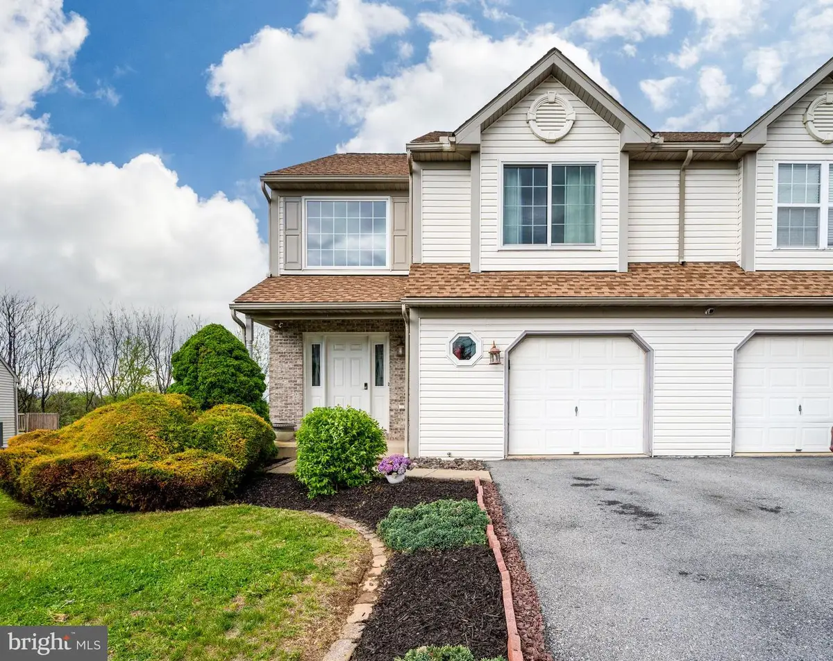 104 Michigan Dr, Reading, PA 19608 - #1