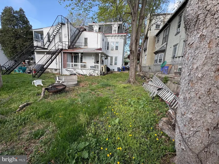 921 N 3rd St, Reading, PA 19601 - #2