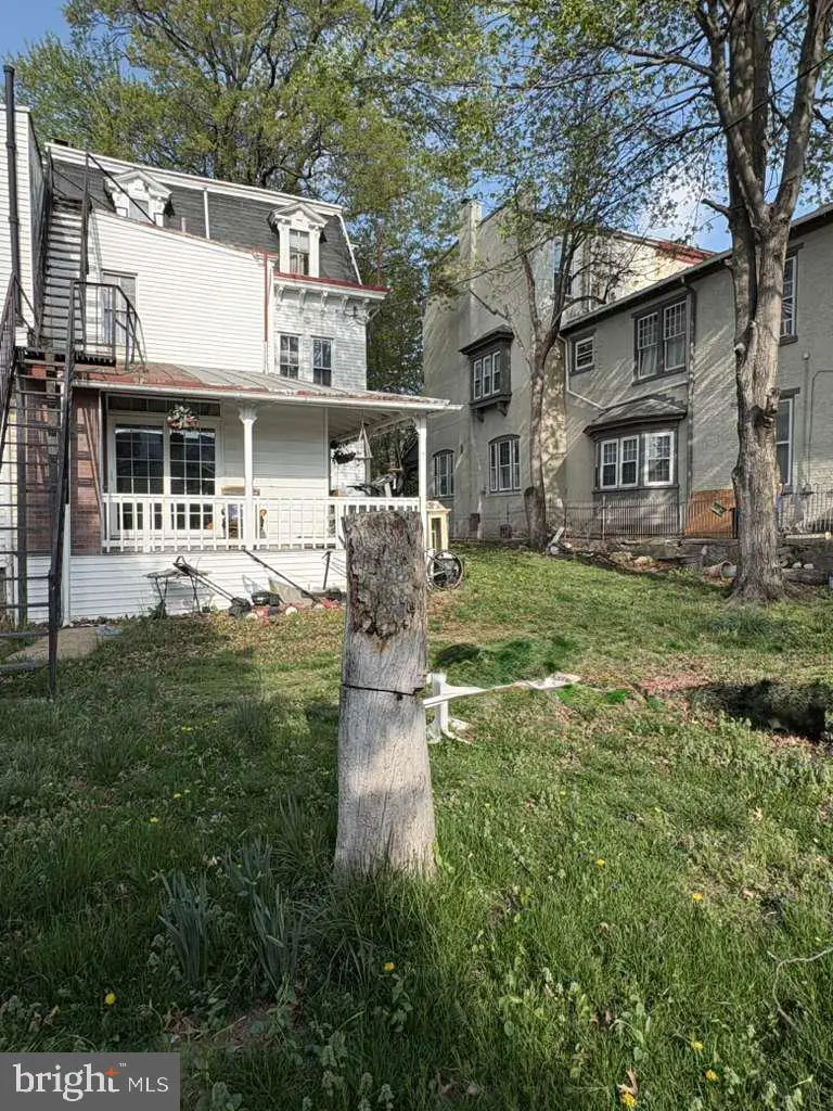 921 N 3rd St, Reading, PA 19601 - #3