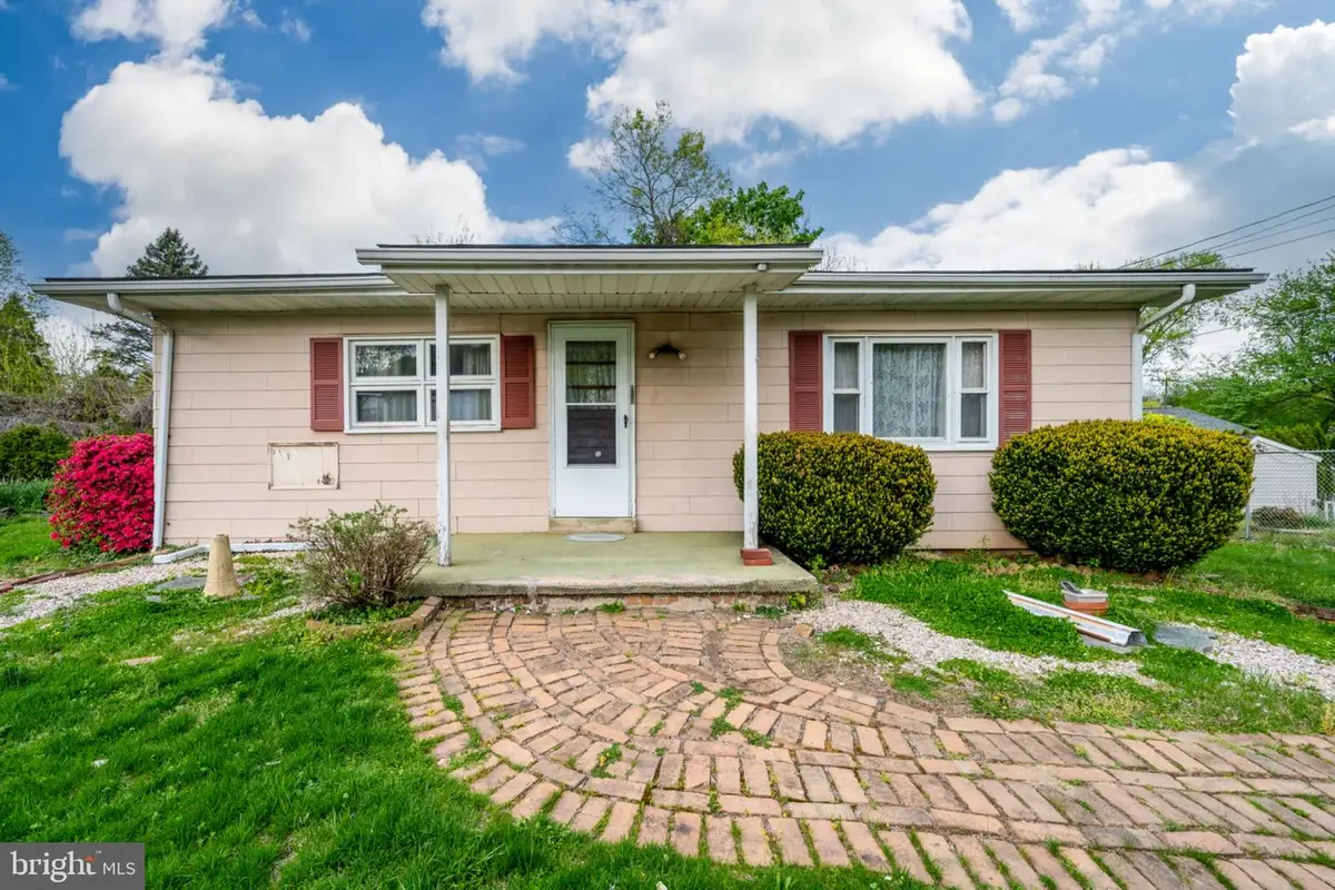 1430 Logan St, Reading, PA 19607 - #1