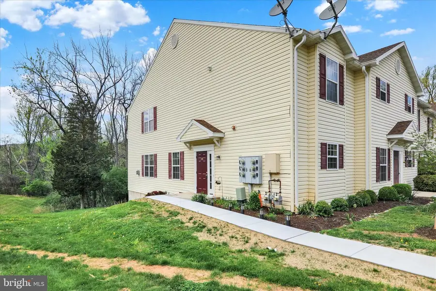 170 Christine Dr, Reading, PA 19606 - #2