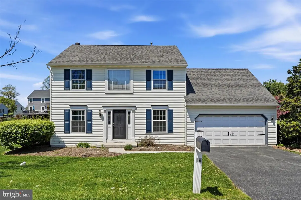 16 Horseshoe Drive Dr, Morgantown, PA 19543 - #1