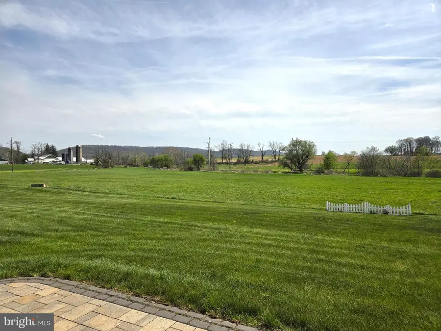 404 Southfield Dr, Oley, PA 19547 - #2