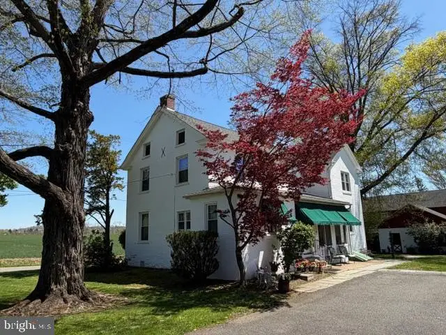 1283 Weisstown Rd, Boyertown, PA 19512 - #2