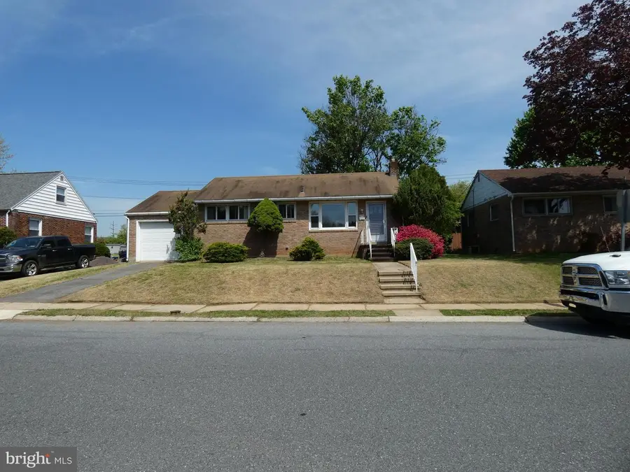 2703 Garfield Ave, West Lawn, PA 19609 - #2