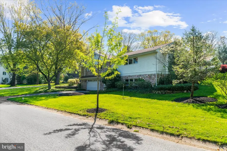 1212 Old Mill Rd, Reading, PA 19610 - #3