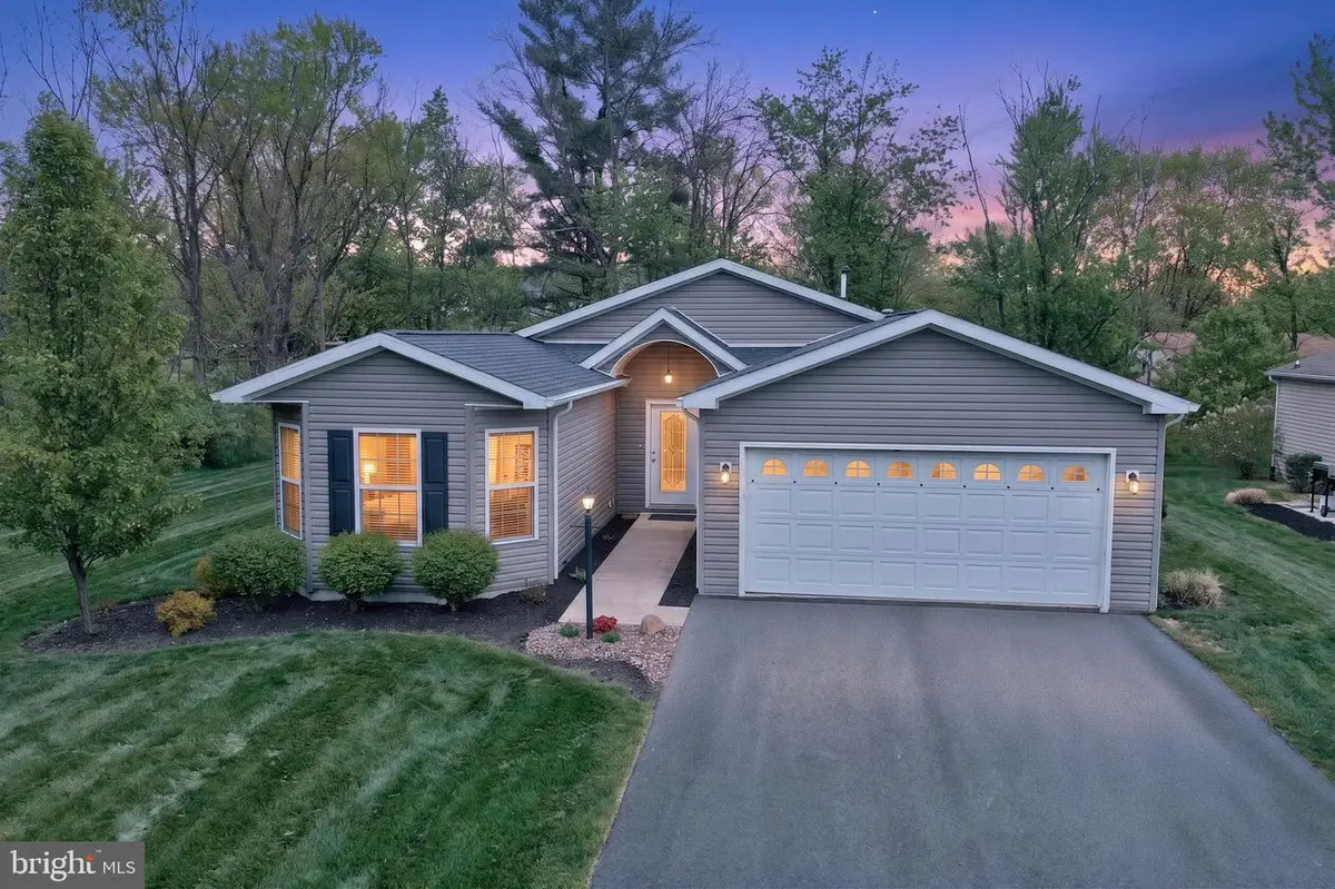 67 Cormorant Dr, Bechtelsville, PA 19505 - #1
