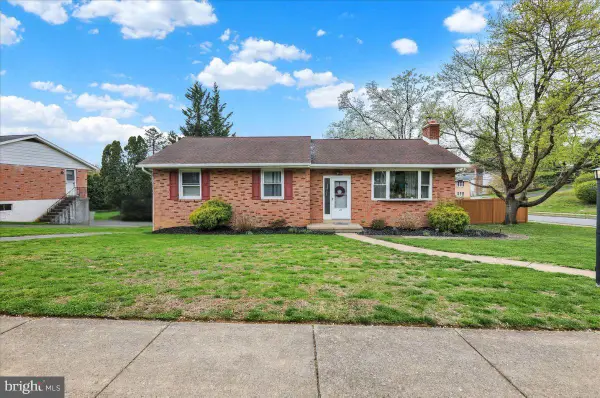 26 Craig Dr, READING, PA 19606