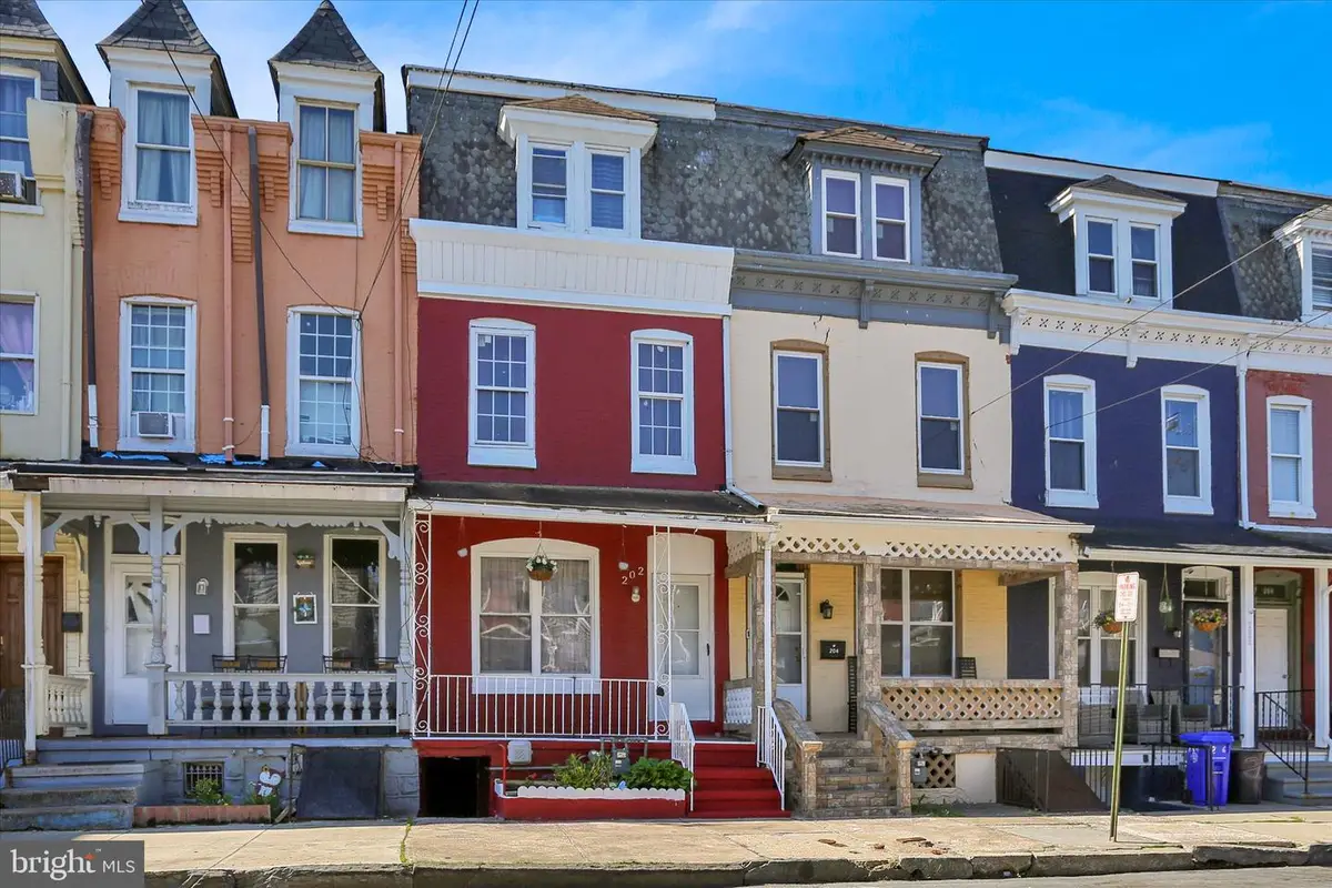 202 W Green St, Reading, PA 19601 - #1