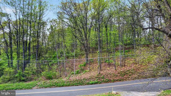 184 Long Lane Rd, BOYERTOWN, PA 19512